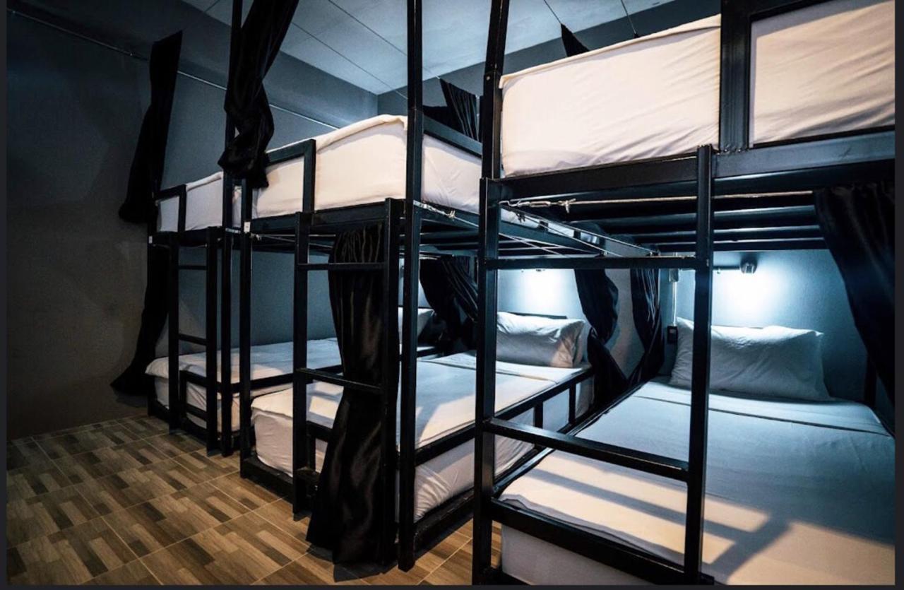 3Plus1 Hostel Patong Εξωτερικό φωτογραφία