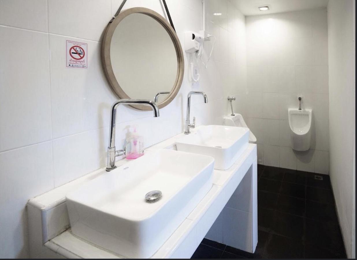 3Plus1 Hostel Patong Εξωτερικό φωτογραφία